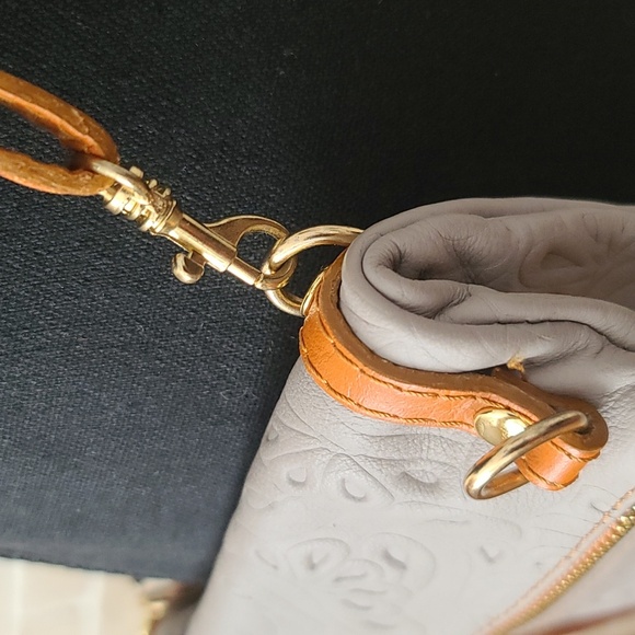 Vera Pelle Light Grey Genuine Leather Crossbody Small Bag (W8.5"× H7.5") - Picture 12 of 12